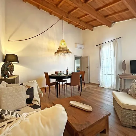 דירה Mansard Ferret Charming House Centro אלגהרו