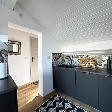 Mansard Ferret Charming House Centro * ألغيرو