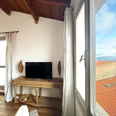 Mansard Ferret Charming House Centro דירה