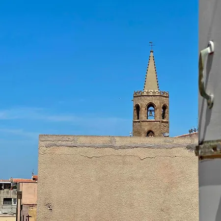 Mansard Ferret Charming House Centro شقة ألغيرو