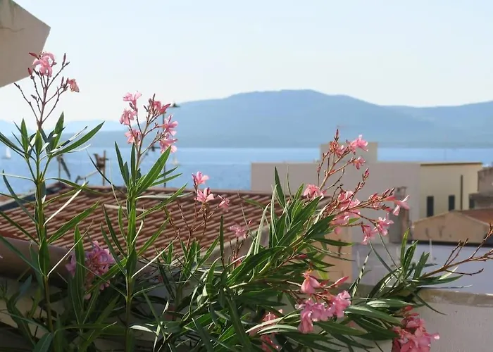 Διαμέρισμα Mansard Ferret Charming House Centro *