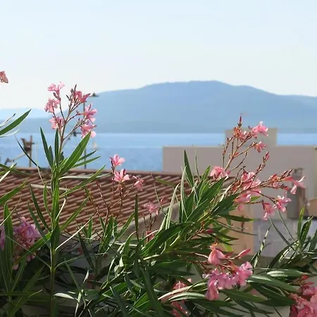 Apartment Mansard Ferret Charming House Centro *