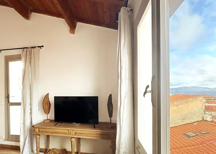 Lägenhet Mansard Ferret Charming House Centro Alghero
